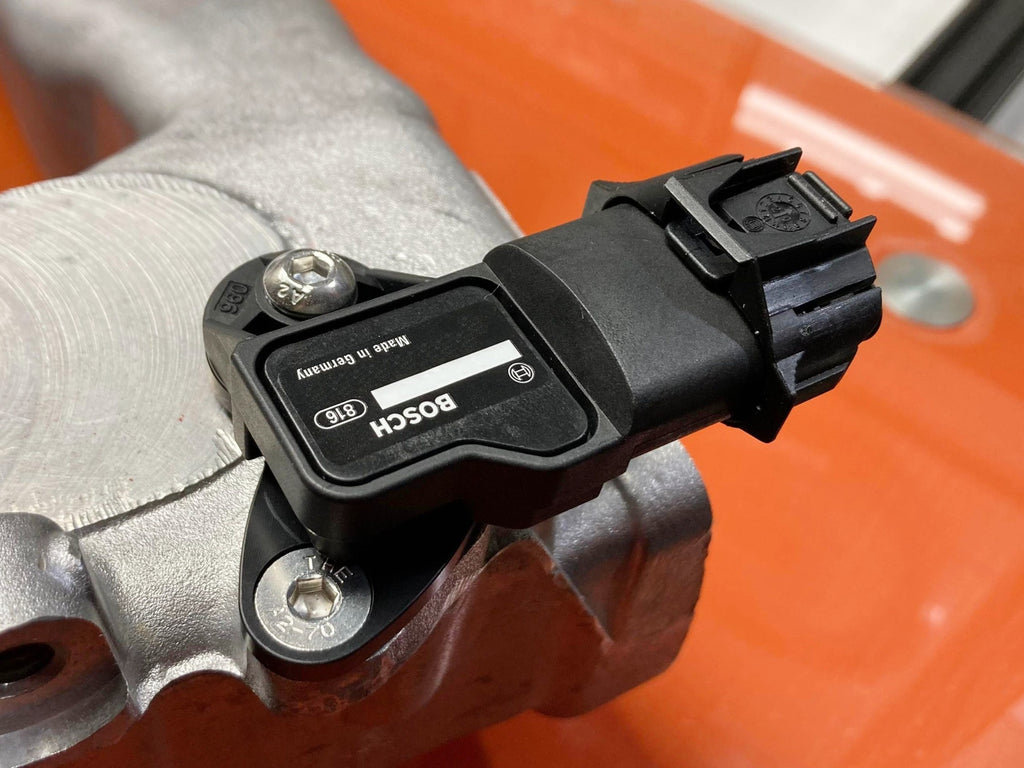 NISSAN Z32 300ZX Mounting Adapter for BOSCH IAT/MAP Sensor